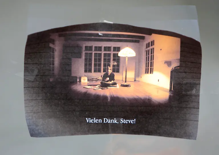 2011-10-06T110538Z-01-REH04-RTRMDNP-3-GERMANY-JPG197810806360980660