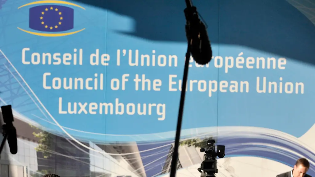 30ka2719-jpg9007718291541072670