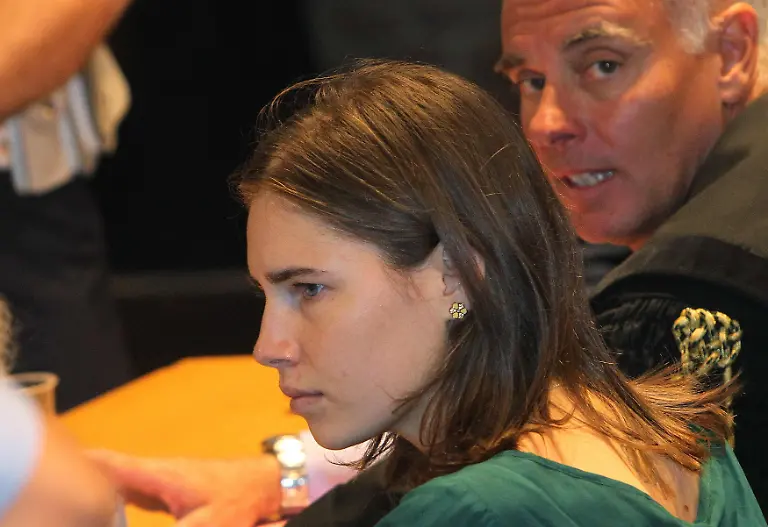 2011-10-03T090908Z-01-ROM109-RTRMDNP-3-ITALY-KNOX-JPG1696510811640629459