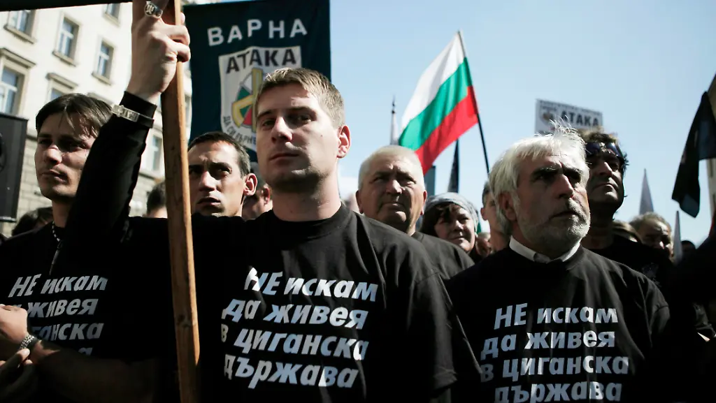 1317481985-jpg4649809932383646730