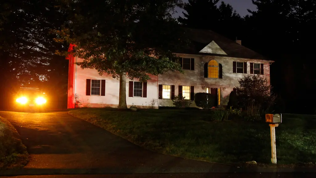 1317255148-jpg5192052072940474317