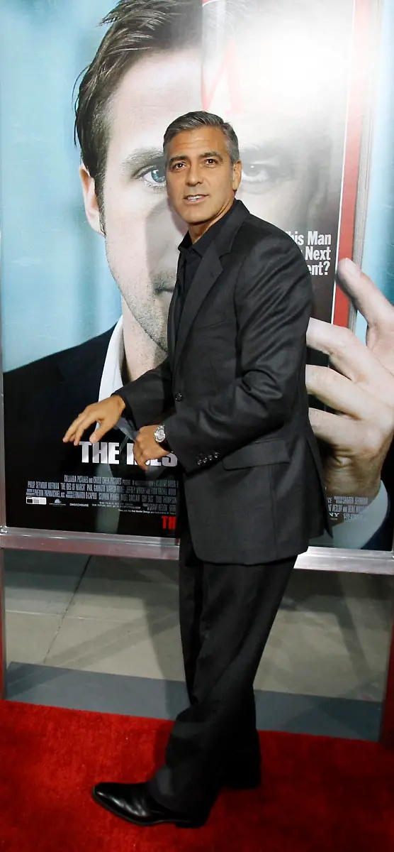 2011-09-28T043541Z-01-MA302-RTRMDNP-3-USA-JPG8722914797661165726