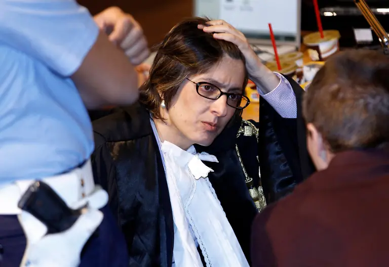 2011-09-27T090840Z-01-ASB506-RTRMDNP-3-ITALY-KNOX-JPG7417171734078568202