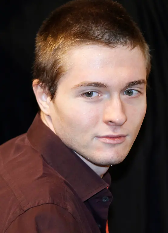 2011-09-27T083046Z-01-ASB504-RTRMDNP-3-ITALY-KNOX-JPG8808899098530015555