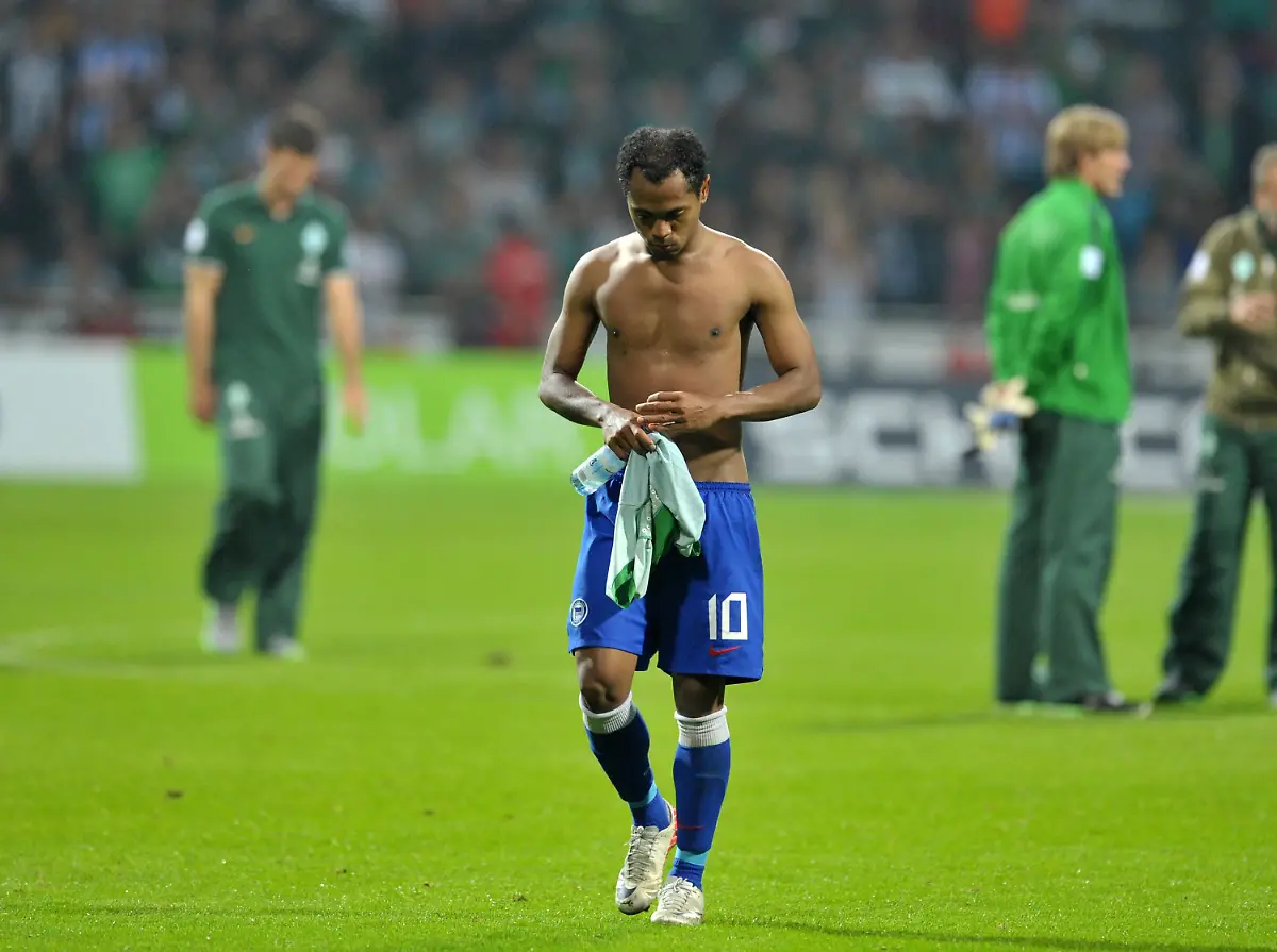 30dw0109-jpg7089419521249681981