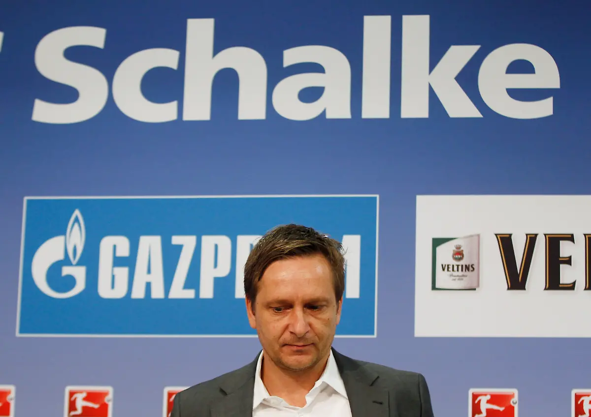 2011-09-22T102656Z-01-INA02-RTRMDNP-3-SOCCER-GERMANY-JPG1488215103842088549