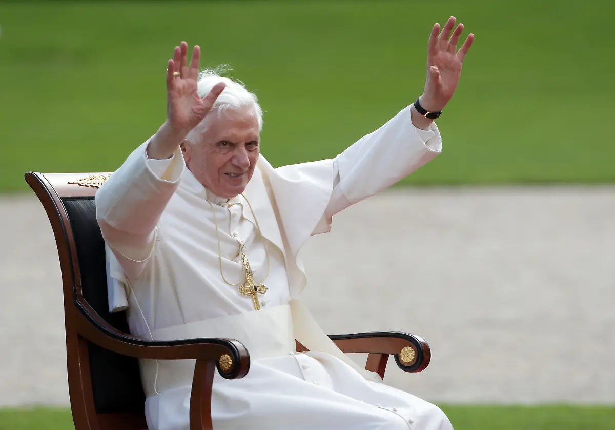 30bn3759-jpg2597293558375571735