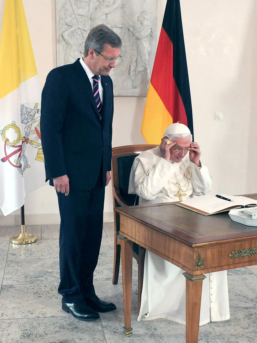 30bp0336-jpg1559435362958846689