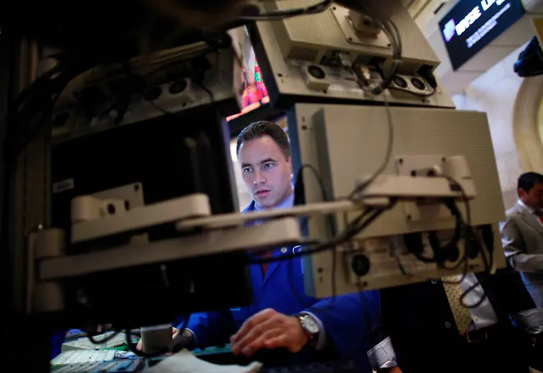 2011-09-19T145146Z-01-NYK402-RTRMDNP-3-USA-JPG4433869428760471325