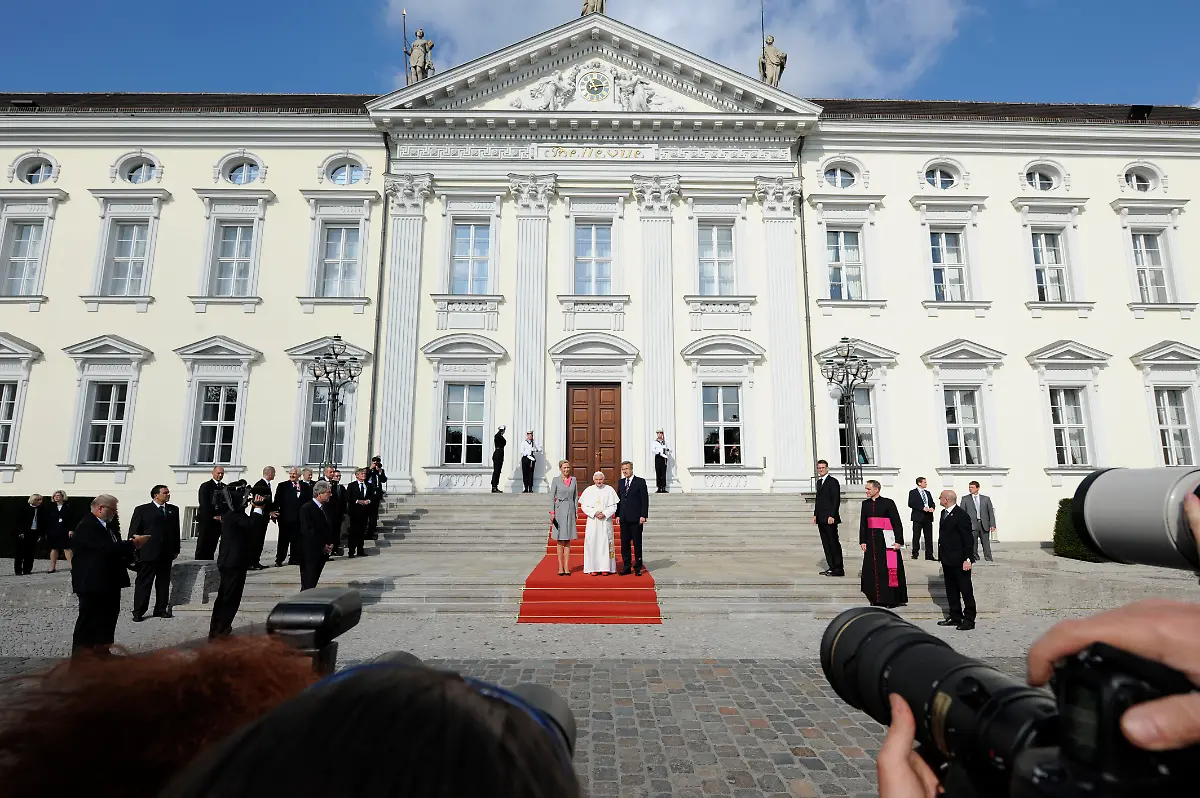 1316683844-jpg6202185275457098730