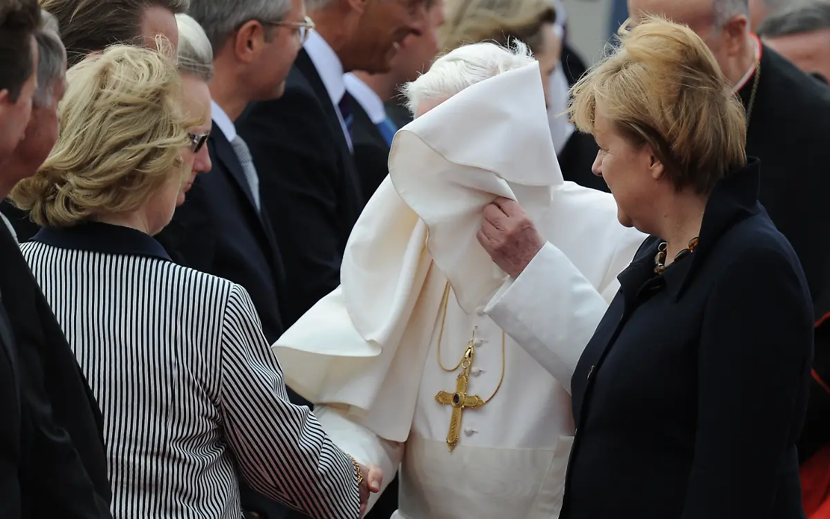 1316682044-jpg3178875104651747116