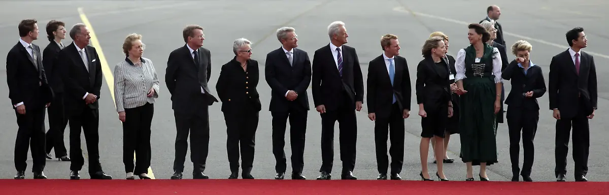 30bn0312-jpg8248651002095975045