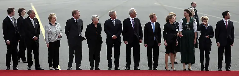 30bn0312-jpg8248651002095975045