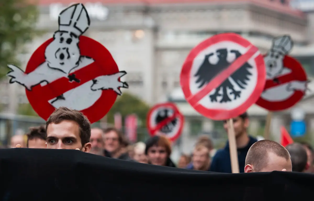 1316628738-jpg6720170944071518882