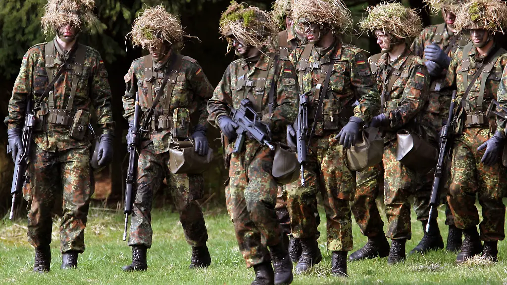 30b44308-jpg1373276320157625866