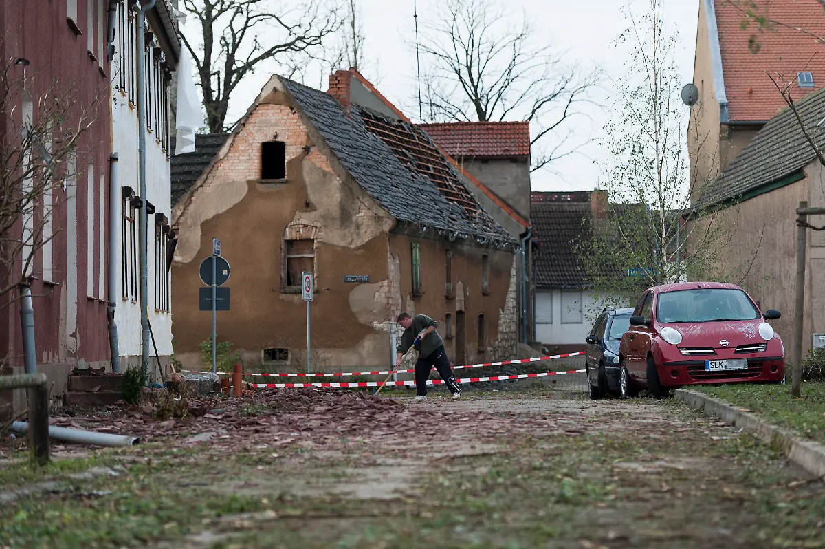 1315812964-jpg6291353800483055953