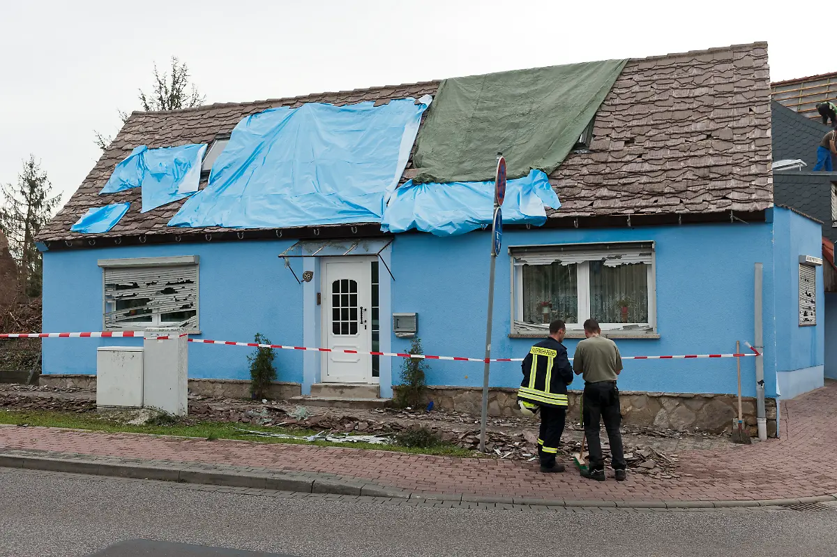 1315813004-jpg6475116450492105578