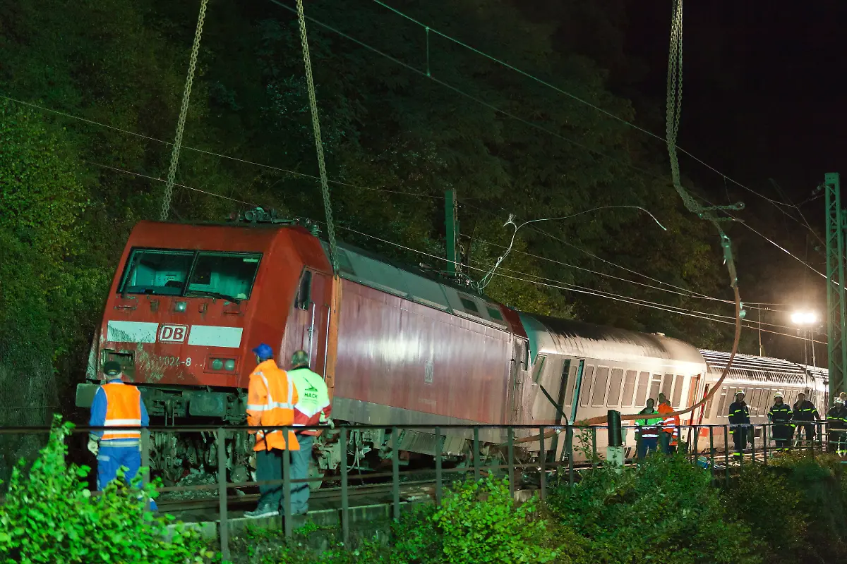 1315807592-jpg5289187280747510787