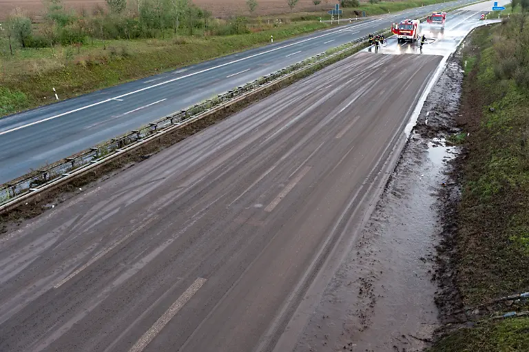 1315812120-jpg5389592170782547325