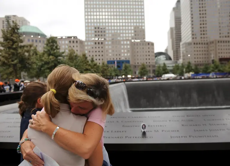 2011-09-11T163308Z-01-WTC463-RTRMDNP-3-SEPT11-JPG8379605018683602110