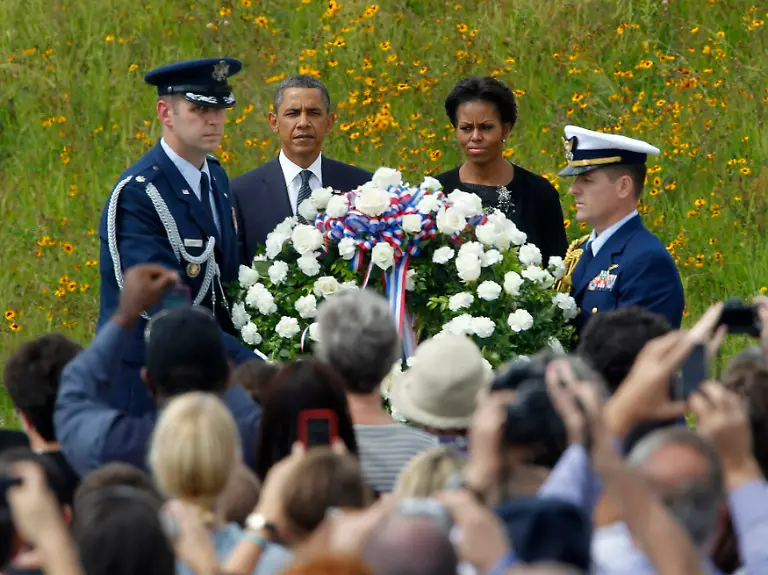 2011-09-11T161922Z-01-SHK120-RTRMDNP-3-SEPT11-JPG7943650668354262399