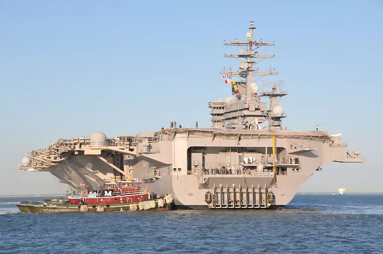 110831-N-QY430-002-DwDE