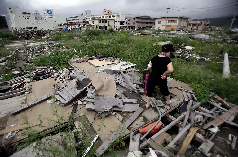 1315387643-jpg2028818898863730359