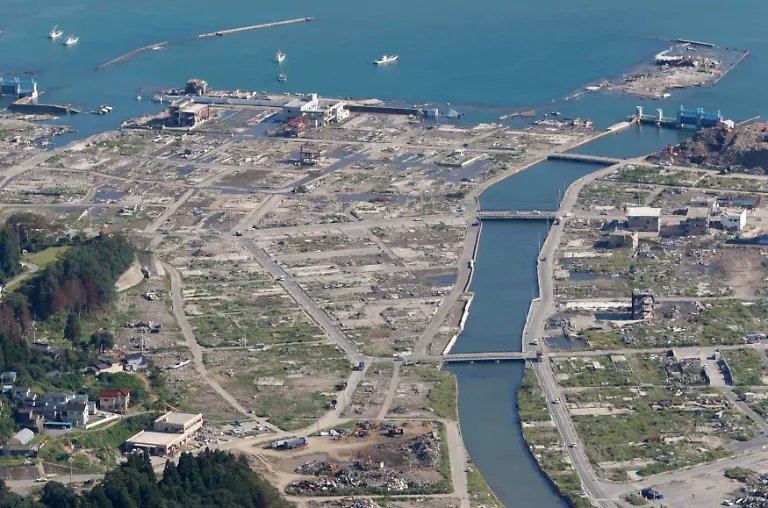 2011-09-07T132304Z-01-TOK604-RTRMDNP-3-JAPAN-JPG1133653638026890023