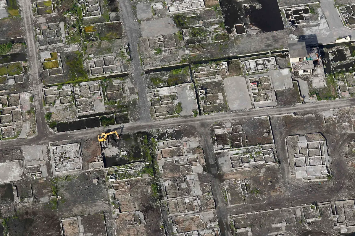 2011-09-07T130339Z-01-TOK601-RTRMDNP-3-JAPAN-JPG7764280196078646638