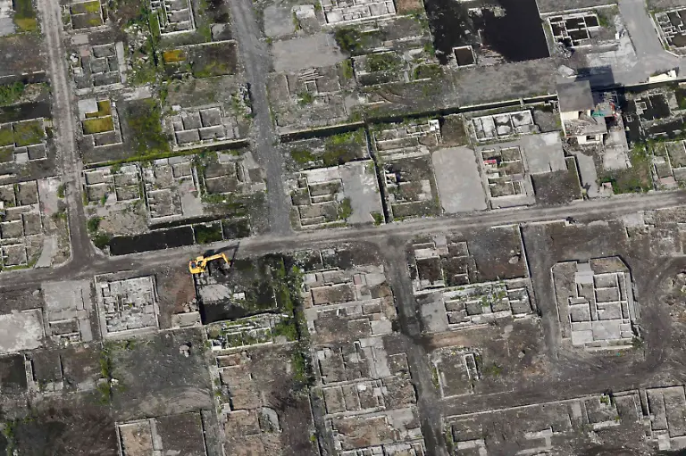 2011-09-07T130339Z-01-TOK601-RTRMDNP-3-JAPAN-JPG7764280196078646638