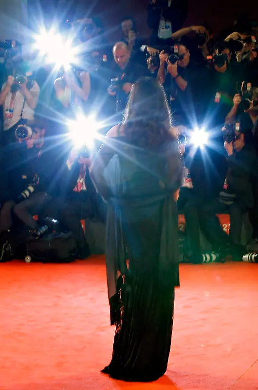 2011-09-02T211435Z-01-AMP309-RTRMDNP-3-FILM-VENICE-JPG4922670692458276937