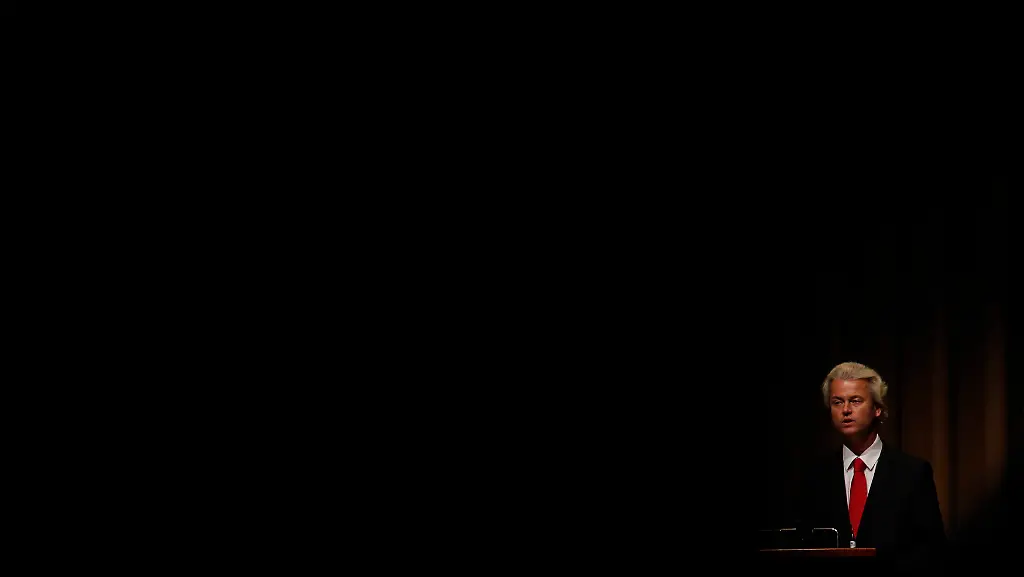 2011-09-03T143533Z-01-TOB12-RTRMDNP-3-GERMANY-JPG3540150030530372451