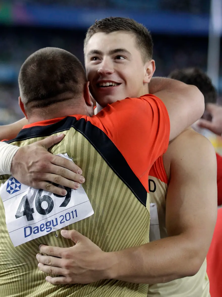 1314969266-jpg3665611605407945934