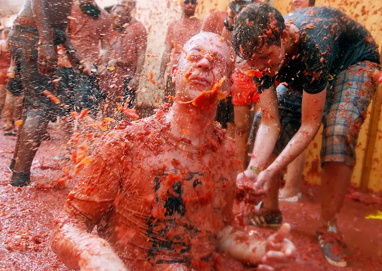 2011-08-31T121542Z-01-HJK03-RTRMDNP-3-SPAIN-JPG5382264657800670580