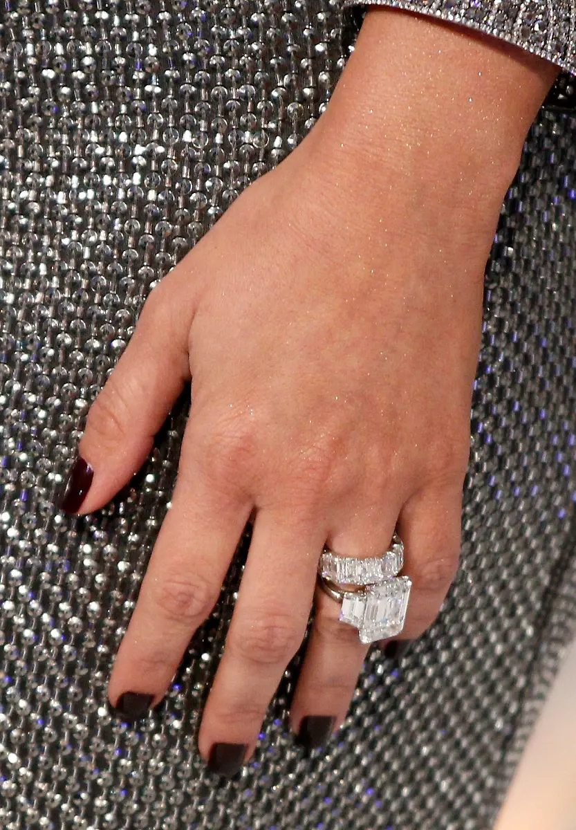 2011-08-29T045508Z-01-LOA73-RTRMDNP-3-MUSIC-MTV-JPG6974219167450608544