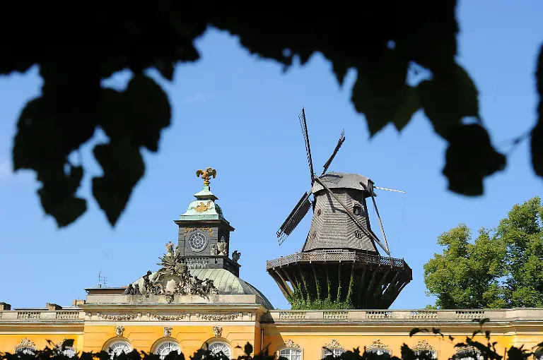 2zrh0605-jpg2818736279753579971