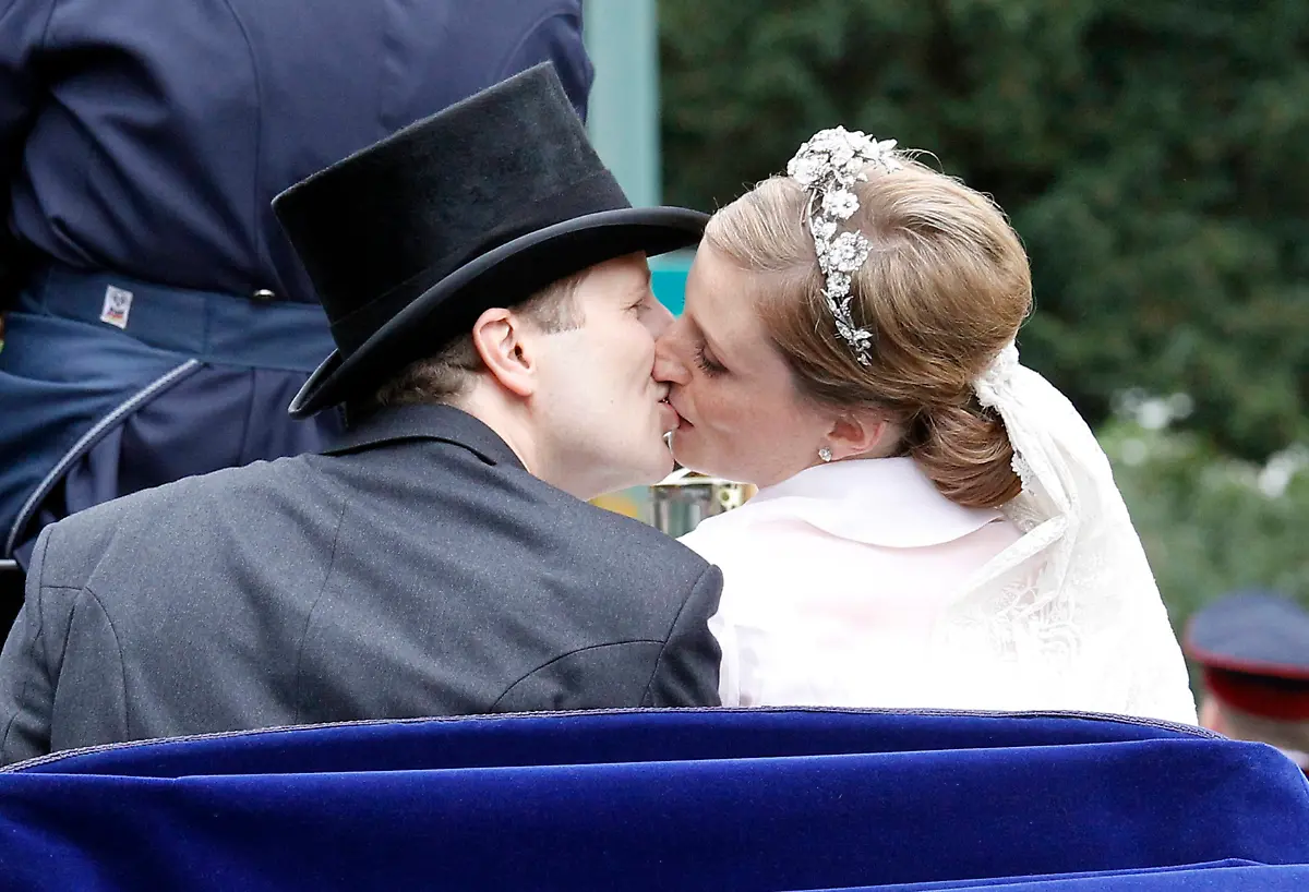 2011-08-27T114741Z-01-TOB15R-RTRMDNP-3-GERMANY-JPG979177844633798041