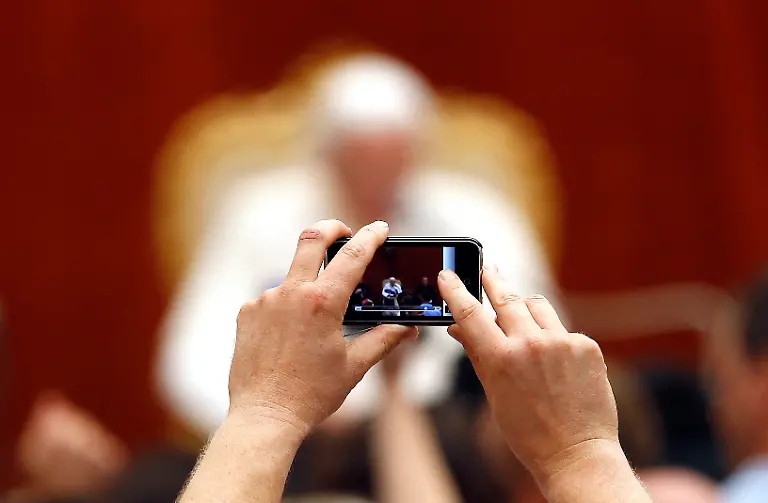 2011-08-24T102940Z-01-ASB503-RTRMDNP-3-POPE-JPG4149192310364898451