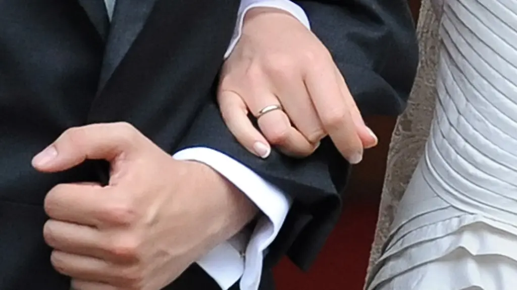 2zug2900-jpg7318632273429262828