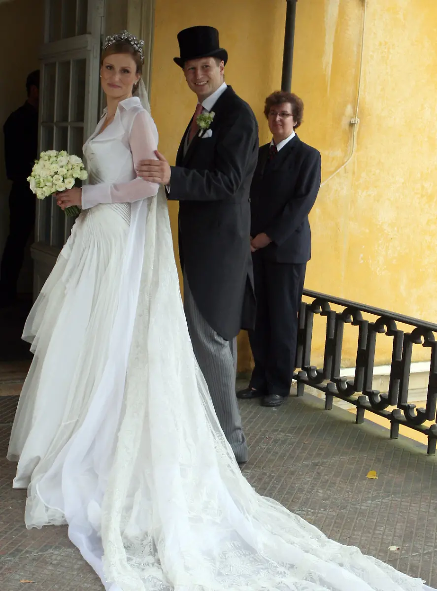 2zuf3752-jpg6765332698446844397