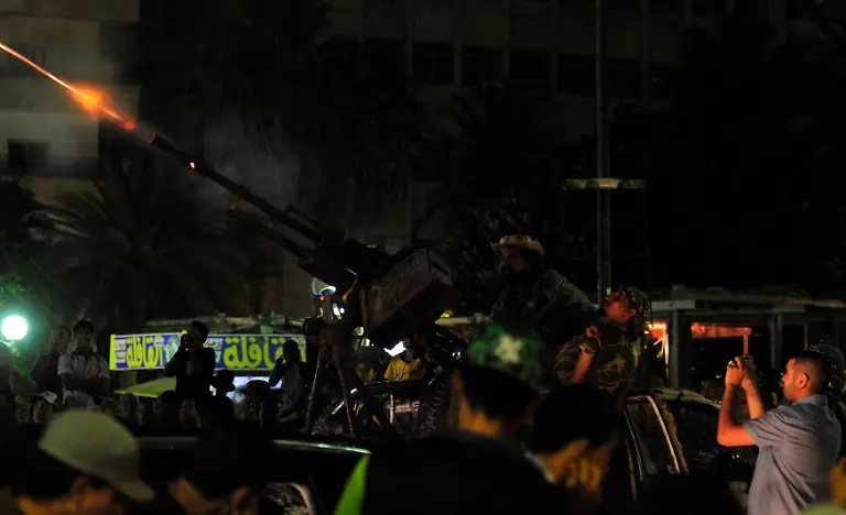 2011-08-24T003537Z-01-EF01-RTRMDNP-3-LIBYA-JPG5391246554014714695