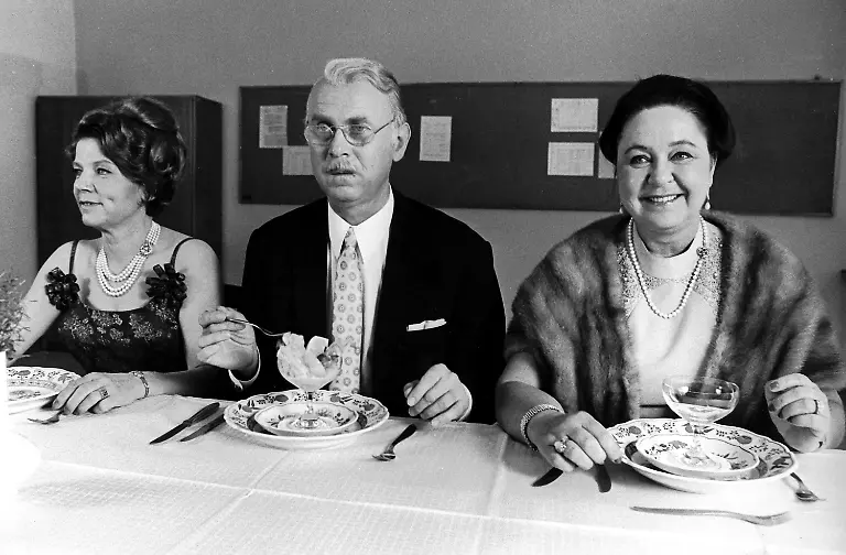 2zro5155-jpg6015947268578887581