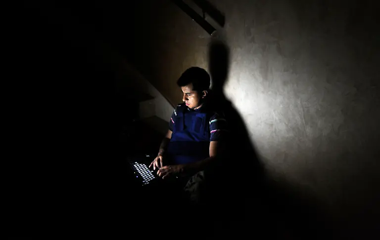2011-08-22T151811Z-01-PMH05-RTRMDNP-3-LIBYA-JPG8978114234009879945
