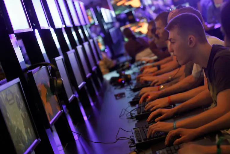 2011-08-18T134043Z-01-INA03-RTRMDNP-3-GERMANY-JPG4833400286779684220