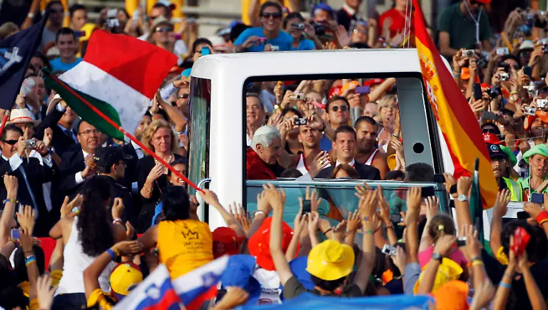 2011-08-19T185855Z-01-SVP101-RTRMDNP-3-POPE-SPAIN-JPG6207007450953777330
