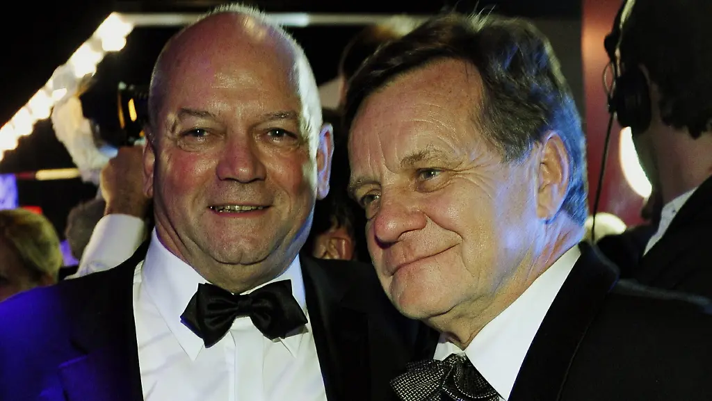 1313658294-jpg4027654289789302182