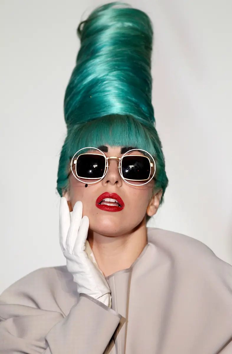 gaga2
