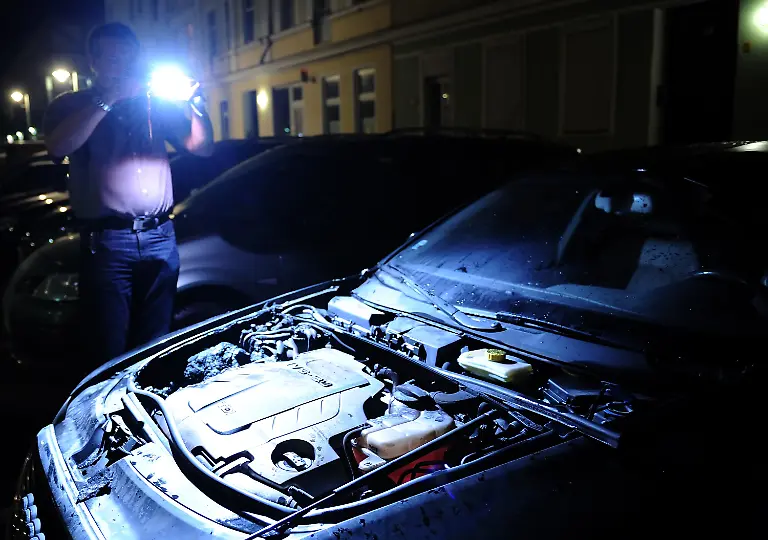 2zng0925-jpg8251138642156227442