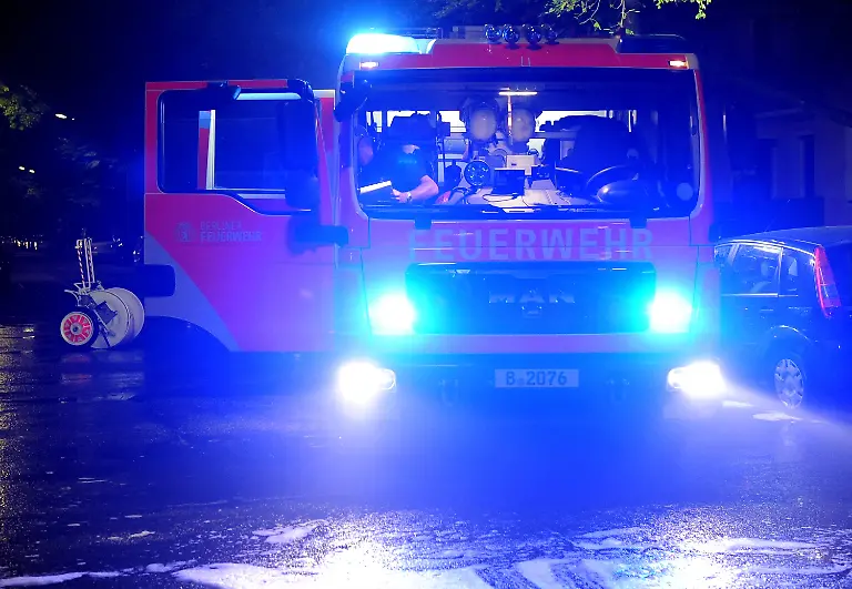 2znj1941-jpg4160249984201442516