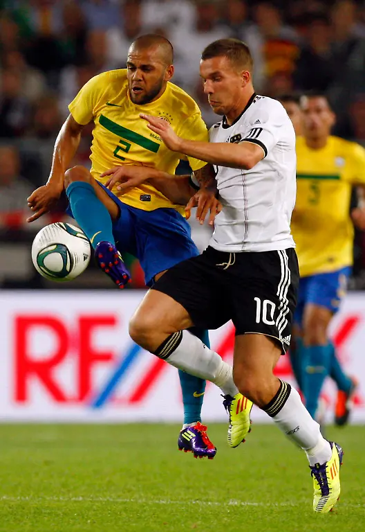 2011-08-10T205942Z-01-BOH08-RTRMDNP-3-SOCCER-GERMANY-JPG4172428601969425390